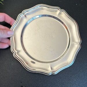 Classic Silver plated Decorative Charger Plate - Elegant Dining Accent